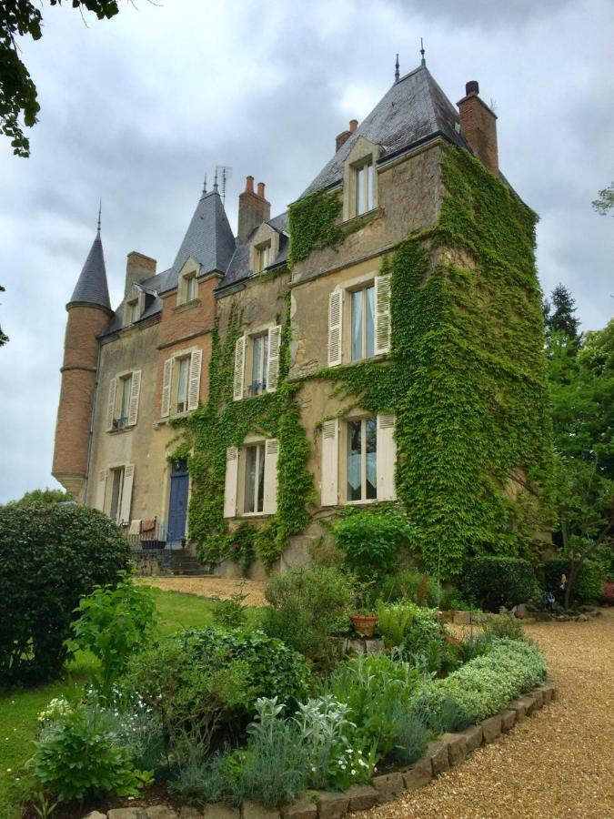 France Petit Chateau Loue ภายนอก รูปภาพ
